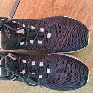 Easy Spirit Women’s tennis shoes